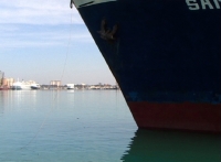 109_un-bateau-albanais2.jpg